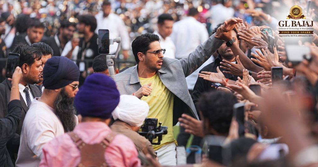 Tamannaah Bhatia and Sidharth Malhotra Interacted with Students

